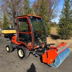 ❄️🚜 Kubota F2690 Snow & All-Season Utility Machine